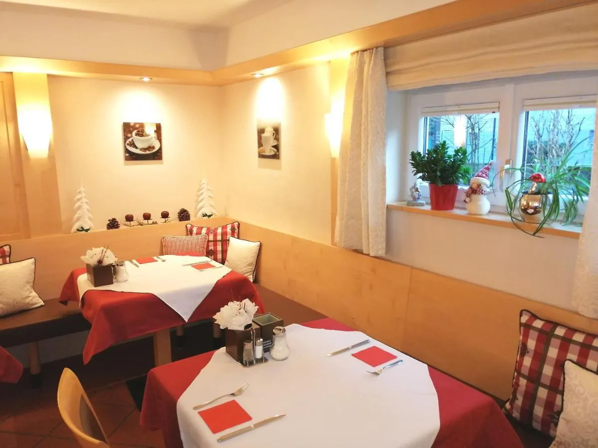 Pension Katrin Salzburgo 3*,